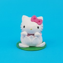 Hello Kitty Lotus second hand figure (Loose)