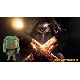 Funko Funko Pop! DC Batman vs Superman Wonder Woman Patined Bronze Exclusive