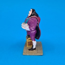 Disney Pocahontas Gouverneur Ratcliffe Figurine d'occasion (Loose)
