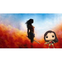 Funko Funko Pop ECCC 2021 DC Wonder Woman with Tiara Boomerang (Metallic) Edition Limitée