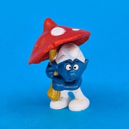 The Smurfs - Smurf with Mushroom Umbrella second hand Figure (Loose)