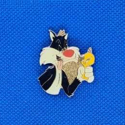 Looney Tunes Tweety and Sylvester second hand Pin (Loose)