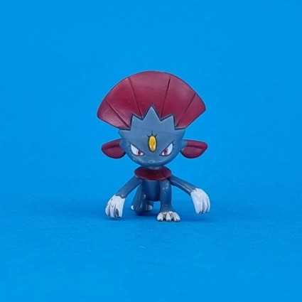 Tomy Pokemon Weavile second hand figure (Loose)