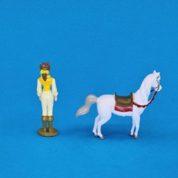 Disney La Belle et la Bête Belle avec son cheval Figurine d'occasion (Loose)