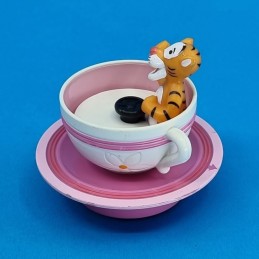 Bully Disney Winnie the Pooh Tigger Mad Hatter's Tea Cups second hand figure (Loose)