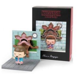 Stranger Things Eleven Vs. Demogorgon Diorama Figure