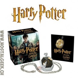 Harry Potter Médaillon Horcrux & livre d'autocollants
