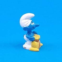 The Smurfs - Smurf with bag of wheat second hand Figure (Loose).