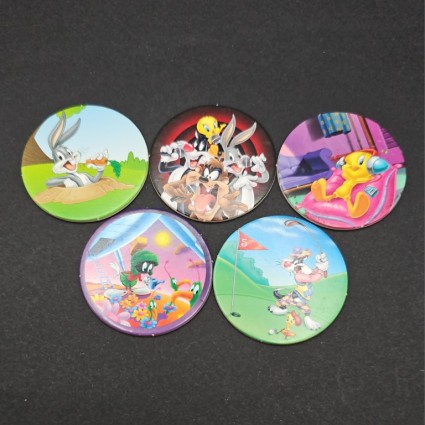 Looney Tunes Set of 6 second hand Pog (Loose) Lot 3 Looney Tunes Set of 6 second hand Pog (Loose) Lot 3