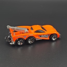 Hot Wheels Hot Wheels Tow Jam Used Diecast toy car.
