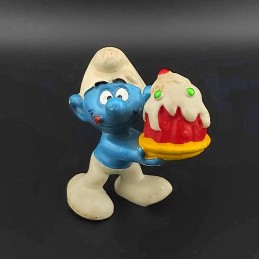 Schleich The Smurfs - Smurf with Red Cake second hand Figure (Loose)