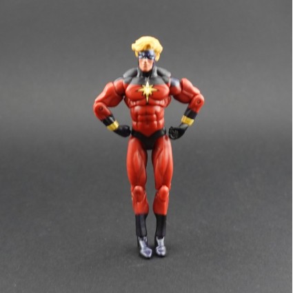 Captain Marvel Used figurine (Loose)