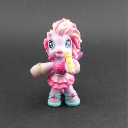Hasbro Mein kleines Pony Ponyville Starsong Figurine d'occasion (Loose).