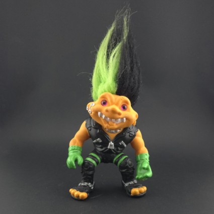 Hasbro Battle Troll Punk Troll Gebrauchte Figur (Loose)